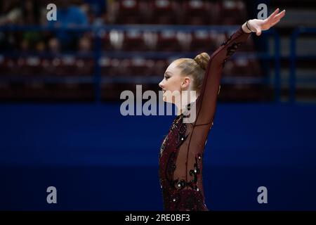 Milano, Salerno, Italia. 22 luglio 2023. Alexandria Kautzman (USA) durante la Rhythmic Gymnastics FIG World Cup 2023 il 21/23 luglio 2023 al Mediolanum Forum Assago di Milano (Credit Image: © Francesco Luciano/ZUMA Press Wire) SOLO USO EDITORIALE! Non per USO commerciale! Foto Stock