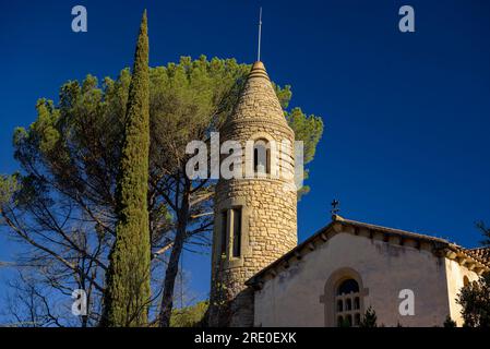 Nuova chiesa di Sant Romà de Sau, costruita dopo la costruzione del serbatoio di Sau nel 1960 (Osona, Barcellona, Catalogna, Spagna) Foto Stock