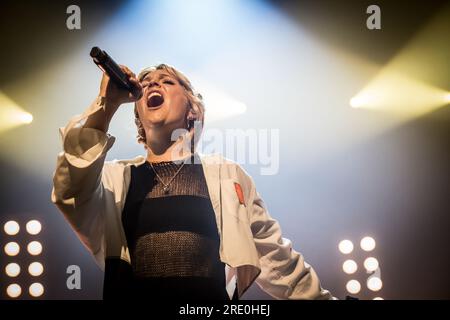 Copenhagen, Danimarca. 18 giugno 2023. La cantante, cantautrice e musicista americana Maggie Rogers esegue un concerto dal vivo al VEGA di Copenaghen. (Foto: Gonzales Photo - Thomas Rasmussen Foto Stock