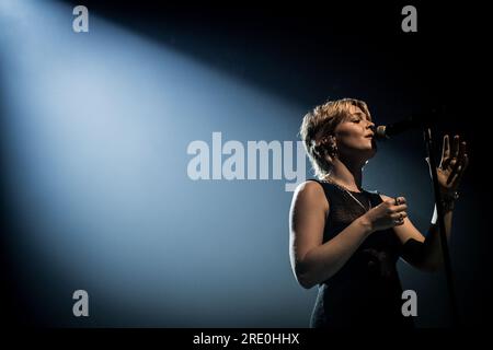 Copenhagen, Danimarca. 18 giugno 2023. La cantante, cantautrice e musicista americana Maggie Rogers esegue un concerto dal vivo al VEGA di Copenaghen. (Foto: Gonzales Photo - Thomas Rasmussen Foto Stock