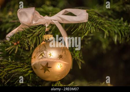 Weihnachtsschmuck - Weihnachtskugeln - Baumschmuck - Glaskugeln - Weihnachten Foto Stock