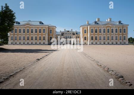 Splendido palazzo Rundāle vicino alla città di Bauska in Lettonia Foto Stock