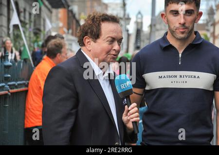 Limerick, Irlanda. 24 luglio 2023.i campioni senior Hurling All-Ireland di Limerick sono stati accolti questa sera da migliaia di tifosi che hanno preso il palco a Pery Square dopo aver ottenuto la vittoria su Kilkenny in un emozionante incontro a Croke Park. Crediti: Karlis Dzjamko/Alamy Live News Foto Stock