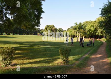 Chandrashekhar Azad Park (noto anche con il suo ex nome Alfred Park, e compagnia Bagh durante la compagnia Raj). È un parco pubblico a Prayagraj (forma Foto Stock