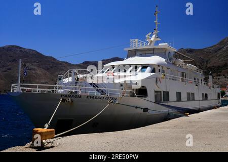 Panagia Evaggelistria, piccolo servizio di traghetto Tilos per Rodi, isola di Tilos, vicino a Rodi, Dodecaneso, Grecia Foto Stock