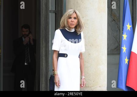 Parigi, Francia. 25 luglio 2023. Brigitte MACRON al palazzo Elysee di Parigi il 25 luglio 2023. (Foto di Lionel Urman/Sipa USA) credito: SIPA USA/Alamy Live News Foto Stock