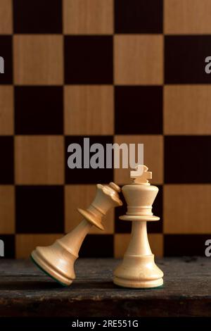 Regina e Re, scacchi e scacchiera Foto Stock