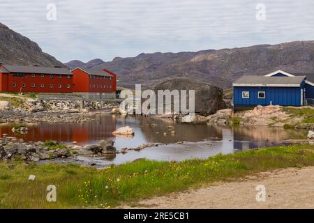 Lago a Qaqortoq, Groenlandia a luglio Foto Stock