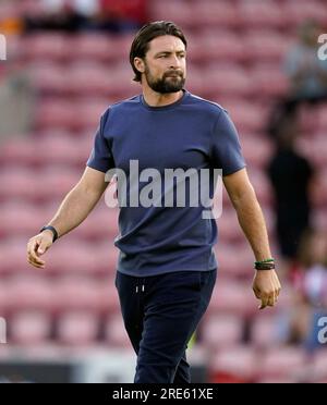 Russell Martin, allenatore del Southampton, prima della partita amichevole pre-stagionale al St. Mary's Stadium, Southampton. Data foto: Martedì 25 luglio 2023. Foto Stock