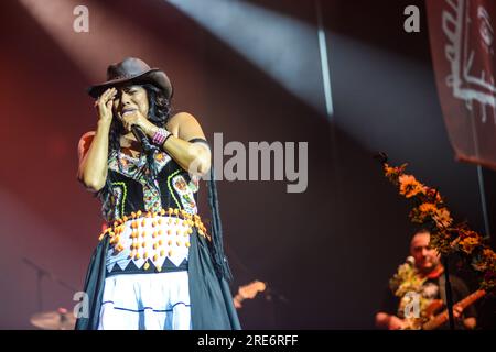 Cantante messicana Lila Downs performing live Foto Stock