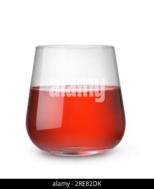 Vista frontale del succo di frutta rosso in vetro senza stelo isolato su bianco Foto Stock