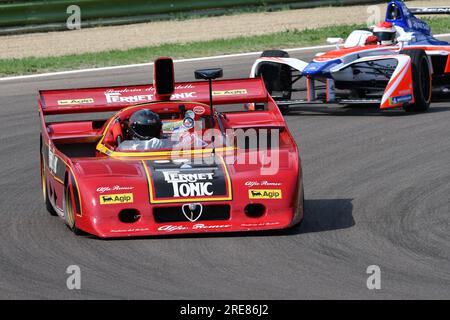 6 maggio 2018: Corsa sconosciuta con lo storico prototipo Alfa Romeo Model 33/tt12 ex Arturo Merzario del 1977 durante il Minardi Historic Day 2018 nel circuito di Imola Foto Stock