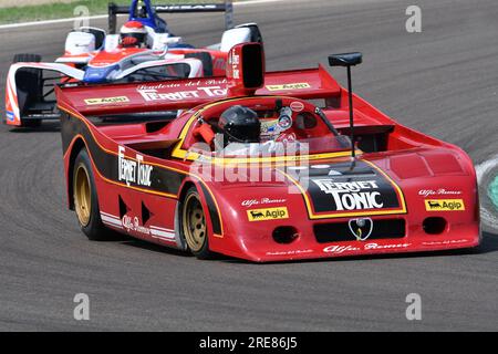 6 maggio 2018: Corsa sconosciuta con lo storico prototipo Alfa Romeo Model 33/tt12 ex Arturo Merzario del 1977 durante il Minardi Historic Day 2018 nel circuito di Imola Foto Stock