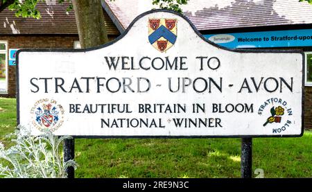 Benvenuto all'insegna Stratford-upon-Avon, Stratford-up[on-Avon, Staffordshire, England, UK Foto Stock