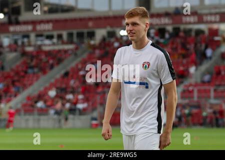 Jordan Majchrzak di Puszcza Niepolomice visto durante la partita di calcio polacca PKO Ekstraklasa League 2023/2024 tra Widzew Lodz e Puszcza Niepolomice allo stadio municipale Widzew Lodz . Punteggio finale; Widzew Lodz 3:2 Puszcza Niepolomice. Foto Stock