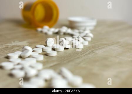 Acetaminofene 500 mg compresse con flacone di arancia Foto Stock