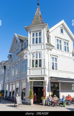 Didriks kafe (Cafe) Eidsgata, Nordfjordeid, Vestland County, Norvegia Foto Stock