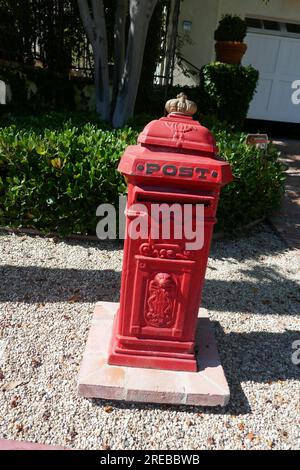 Los Angeles, California, USA 26 luglio 2023 l'attrice Katharine Hepburn e l'attore Spencer Tracy ex casa/casa al 9191 St. Ives Drive il 26 luglio 2023 a Los Angeles, California, USA. Foto di Barry King/Alamy Stock Photo Foto Stock