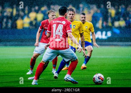 Silkeborg, Danimarca. 23 luglio 2023. Nicolai Vallys (7) di Broendby SE visto durante il 3F Superliga match tra Silkeborg IF e Broendby IF al Jysk Park di Silkeborg. Foto Stock