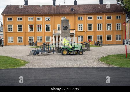 Rastrellare la ghiaia nel malmkoping Foto Stock