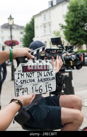 La troupe cinematografica in scena ad Hampstead Londra per il film di Cole Spector, io non sono innamorata. Foto Stock