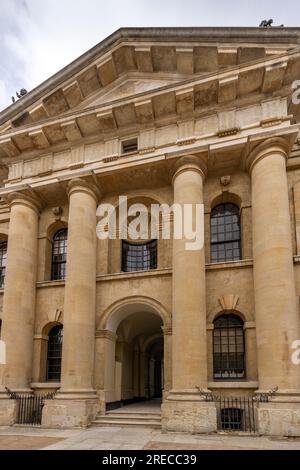 Facciata del Clarendon Building, parte della Bodleian Library, Università di Oxford, Inghilterra, Regno Unito Foto Stock