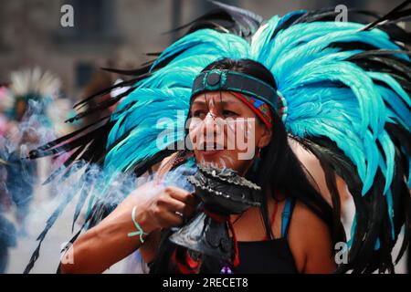 Non esclusiva: 26 luglio 2023 a città del Messico, Messico: I membri dei quartieri indigeni partecipano alla cerimonia del 698° anniversario del Foto Stock