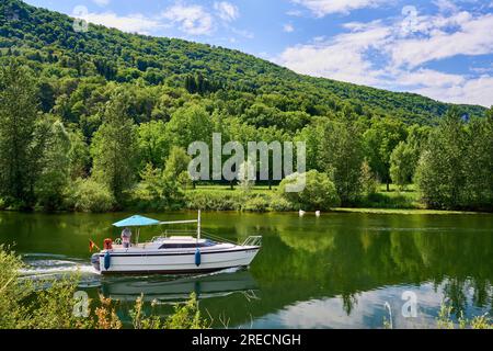 Ougney Douvot (Francia nord-orientale): Navigazione sul Canal du Rhone au Rhin (Canale del Reno) Foto Stock