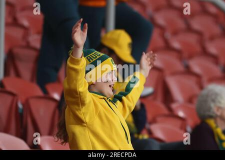 I tifosi arrivano durante la partita del gruppo B della Coppa del mondo femminile FIFA 2023 Australia Women vs Nigeria Women al Suncorp Stadium, Brisbane, Australia, il 27 luglio 2023 (foto di Patrick Hoelscher/News Images) in, il 27/7/2023. (Foto di Patrick Hoelscher/News Images/Sipa USA) credito: SIPA USA/Alamy Live News Foto Stock