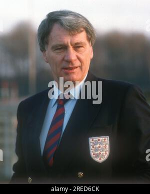 Campionato europeo 1988 in Germania. Sorteggio per la finale di Düsseldorf 12.02.1988. / Coach Bobby Robson (Inghilterra) [traduzione automatica] Foto Stock