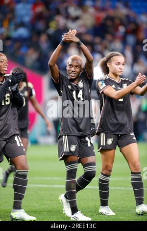 Sydney, Australia. 23 luglio 2023. Blackwood Deneisha (14 Giamaica) ringrazia i tifosi durante la partita della Coppa del mondo femminile FIFA 2023 tra Francia e Giamaica al Sydney Football Stadium.punteggio finale Giamaica 0:0 Francia (foto di Patricia Pérez Ferraro/SOPA Images/Sipa USA) credito: SIPA USA/Alamy Live News Foto Stock