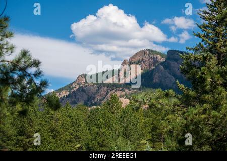 Lo Staunton State Park del Colorado offre un programma di sedie a rotelle che consente alle persone disabili di utilizzare i sentieri escursionistici di questa parte delle Montagne Rocciose. Foto Stock