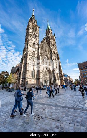 Chiesa protestante di San Lorenzo, facciata ovest, città vecchia, Norimberga, Franconia centrale, Baviera, Germania Foto Stock