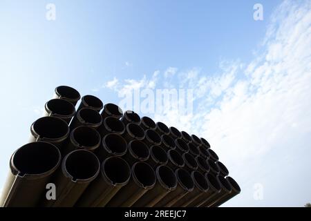 Divychky, Ucraina. 26 ottobre 2021. Un sistema di lancio a razzo BM-21 Grad durante le esercitazioni presso il campo di artiglieria vicino al villaggio di Divychky, regione di Kiev. (Foto di James McGill/SOPA Images/Sipa USA) credito: SIPA USA/Alamy Live News Foto Stock