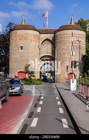 Gentpoort, City Gate, Brugge, Belgio Foto Stock