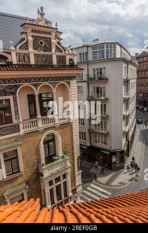 PRAGA, REPUBBLICA CECA - 6 SETTEMBRE 2020: Vista aerea delle strade della città vecchia di Praga, Repubblica Ceca Foto Stock