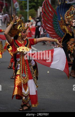 Danza Singasana jayaning aum da bali. Questa danza raffigura il trionfo della reggenza di Tabanan Foto Stock