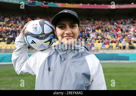 Wellington, nuova Zelanda. 27 luglio 2023. Ball Person, 27 lug 2023 - calcio/calcio : Ball Person posa per fotografa durante la FIFA Womens World Cup Australia & New Zealand 2023 Group e match tra USA e Paesi Bassi al Wellington Regional Stadium di Wellington, nuova Zelanda. Credito: AFLO/Alamy Live News Foto Stock