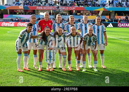 Dunedin, nuova Zelanda. 28 luglio 2023. I calciatori argentini posano per le foto prima della partita del gruppo G tra Argentina e Sud Africa alla Coppa del mondo femminile FIFA Australia e nuova Zelanda 2023 a Dunedin, nuova Zelanda, 28 luglio 2023. Crediti: Zhu Wei/Xinhua/Alamy Live News Foto Stock