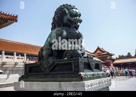 PECHINO, CINA - 5 LUGLIO 2023 - i turisti visitano il Museo del Palazzo di Pechino, Cina, 5 luglio 2023. Foto Stock