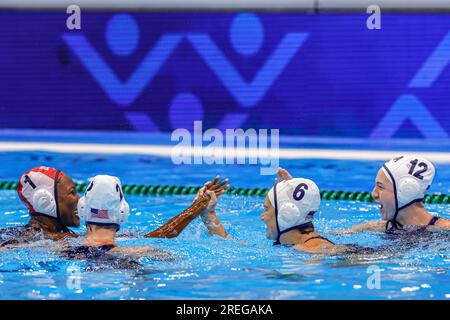 Fukuoka, Giappone. 28 luglio 2023. FUKUOKA, GIAPPONE - LUGLIO 28: Ashleigh Johnson of USA, Madeline Musselman of USA, Maggie Steffens of USA, Jordan Raney of USA festeggia durante il World Aquatics Championships 2023 Women's Waterpolo 5th-6th Place decider match tra USA e Ungheria il 28 luglio 2023 a Fukuoka, Giappone (foto di Albert Ten Hove/Orange Pictures) credito: Orange Pics BV/Alamy Live News Foto Stock