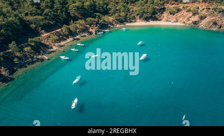 Antalya Turchia Suluada è una delle destinazioni più belle di Adrasan, raggiungibile solo in barca. All'interno dell'isola c'è una fonte di acqua dolce. Foto Stock