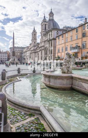 Roma, Italia - 27 novembre 2022: Fontana di Nettuno, Piazza Navona, Roma Foto Stock