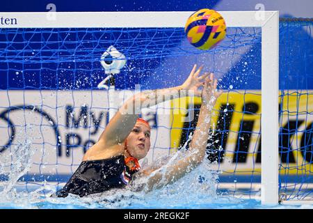 Fukuoka, Giappone. 28 luglio 2023. FUKUOKA, GIAPPONE - LUGLIO 28: Laura Aarts dei Paesi Bassi durante la partita di pallanuoto femminile tra Paesi Bassi e Spagna il giorno 15 dei Campionati mondiali di acquacoltura 2023 di Fukuoka alla Marine Messe Fukuoka Hall B il 28 luglio 2023 a Fukuoka, Giappone. (Foto di Nikola Krstic/BSR Agency) credito: BSR Agency/Alamy Live News Foto Stock