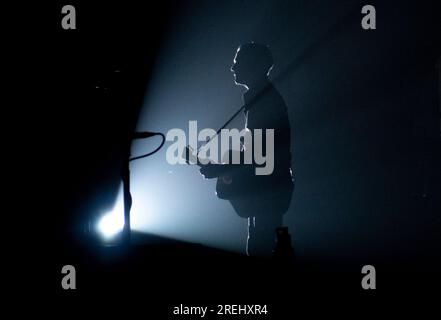 26 luglio 2023, San Diego, California, USA: Bryan Adams si esibisce dal vivo in concerto durante il suo tour so Happy IT Hurts alla Viejas Arena di San Diego. (Immagine di credito: © K.C. Alfred/ZUMA Press Wire) SOLO USO EDITORIALE! Non per USO commerciale! Foto Stock