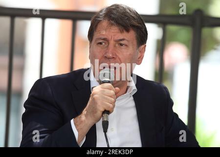 Giuseppe Conte a Venafro per sostenere il candidato Roberto Gravina. Venafro, Italia. 21 giugno 2023 Foto Stock