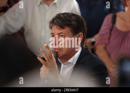 Giuseppe Conte a Venafro per sostenere il candidato Roberto Gravina. Venafro, Italia. 21 giugno 2023 Foto Stock