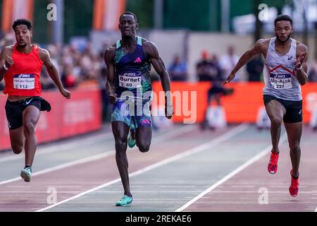 BREDA, PAESI BASSI - LUGLIO 28: Taymir Burnet di Rotterdam Atletiek che gareggia sulla finale maschile dei 100 metri durante i Campionati nazionali di atletica leggera olandesi del 28 luglio 2023 a Breda, Paesi Bassi (foto di Andre Weening/Orange Pictures) credito: Orange Pics BV/Alamy Live News Foto Stock