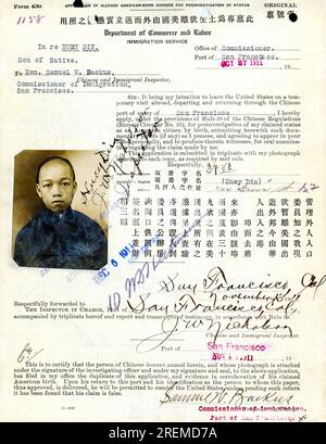 San Francisco, California: 27 ottobre 1911 documenti di immigrazione per il residente cinese Huey DIN per permettergli di lasciare il paese e di riportarlo a San Francisco. Foto Stock