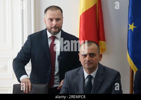 Bucarest, Romania - 28 luglio 2023: Rares Hopinca, il nuovo Prefetto del comune di Bucarest, durante la sua cerimonia di giuramento. Crediti: Lucian Alecu/Alamy Live News Foto Stock